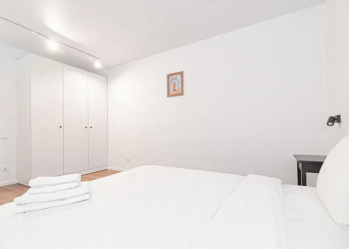 Spacious 2-bedroom In Old Town By Urban Rent * Vilnius