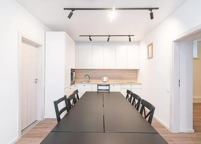 Apartmán Spacious 2-bedroom In Old Town By Urban Rent *